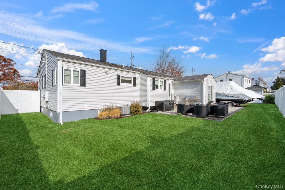 1584 Church Street, Holbrook, NY 11741