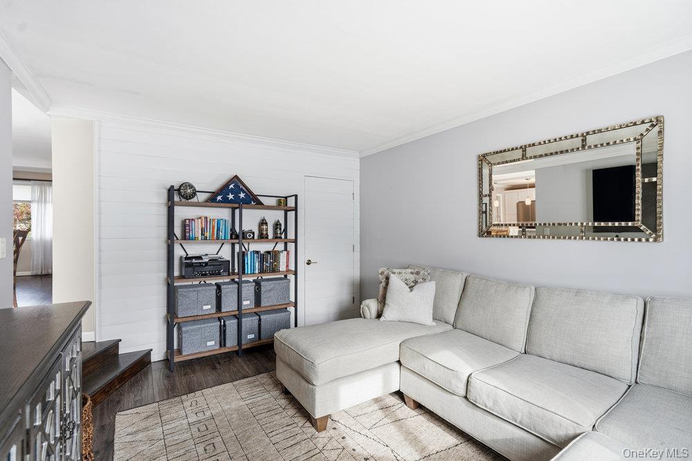 1584 Church Street, Holbrook, NY 11741