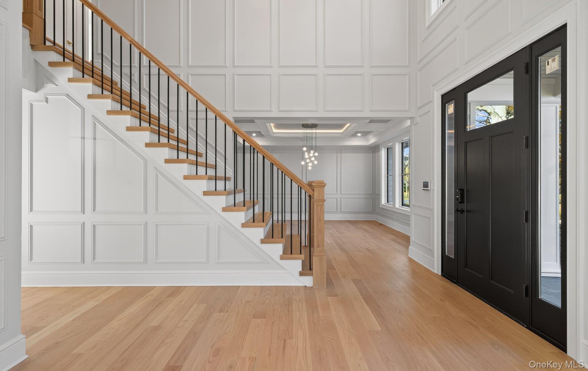 150 Milburn Lane, East Hills, NY 11577