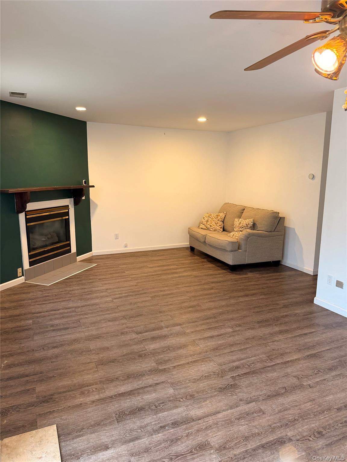 25 Woodlake Drive, Middletown, NY 10940