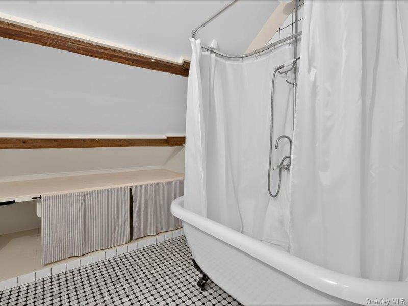 40 Sacks Road, Harris, NY 12742