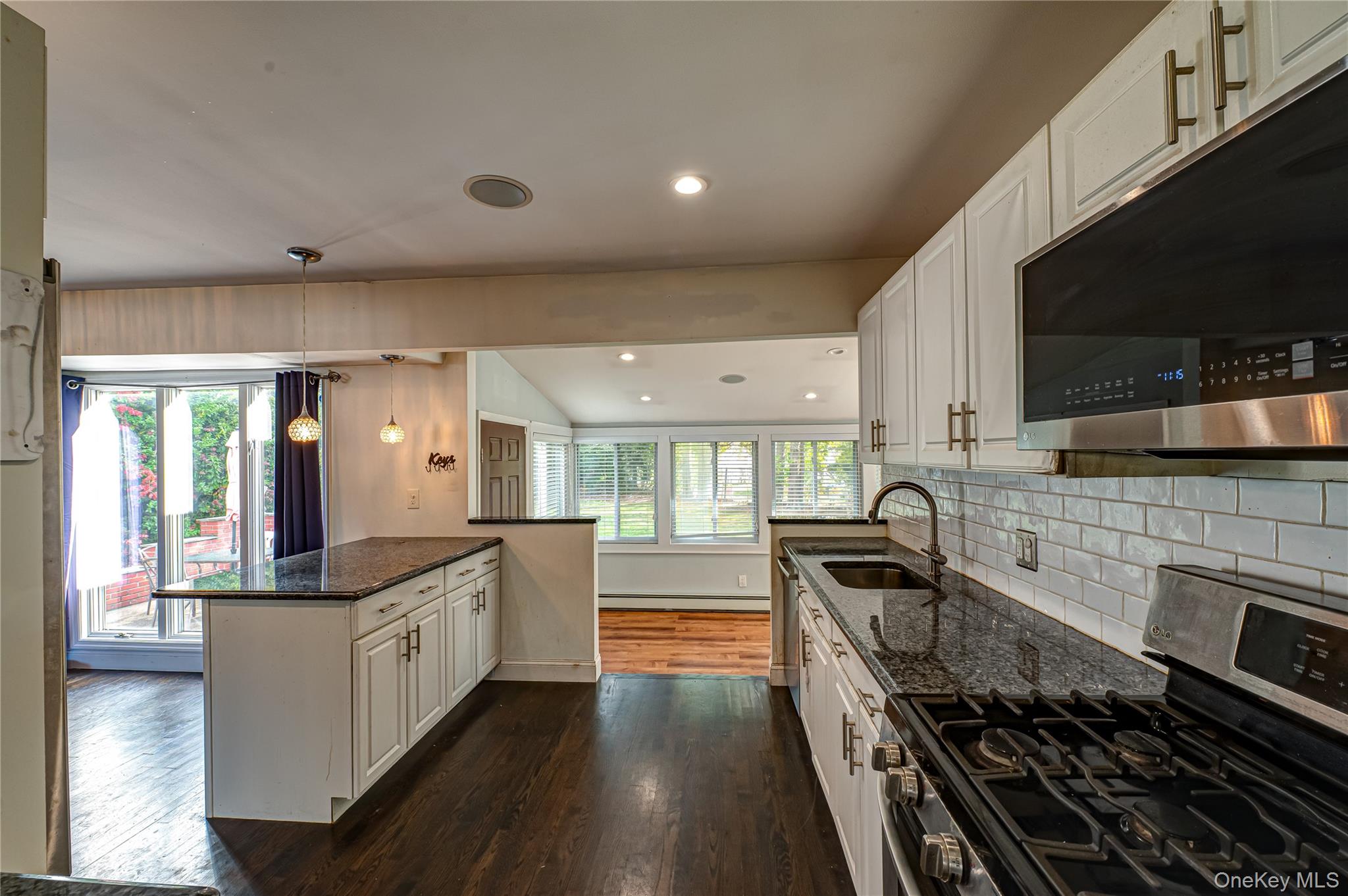 11 Dwight Circle, Commack, NY 11725