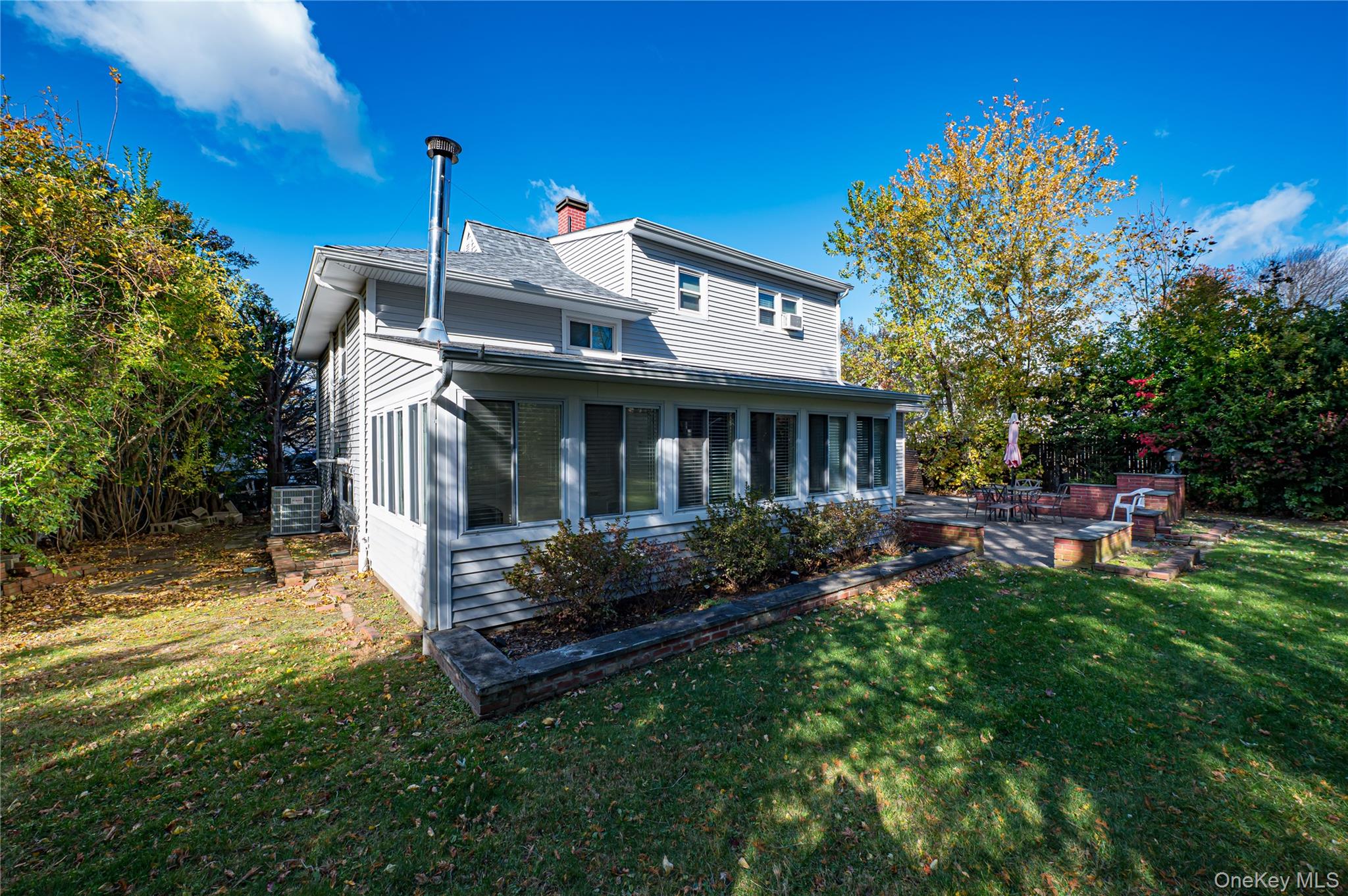 11 Dwight Circle, Commack, NY 11725