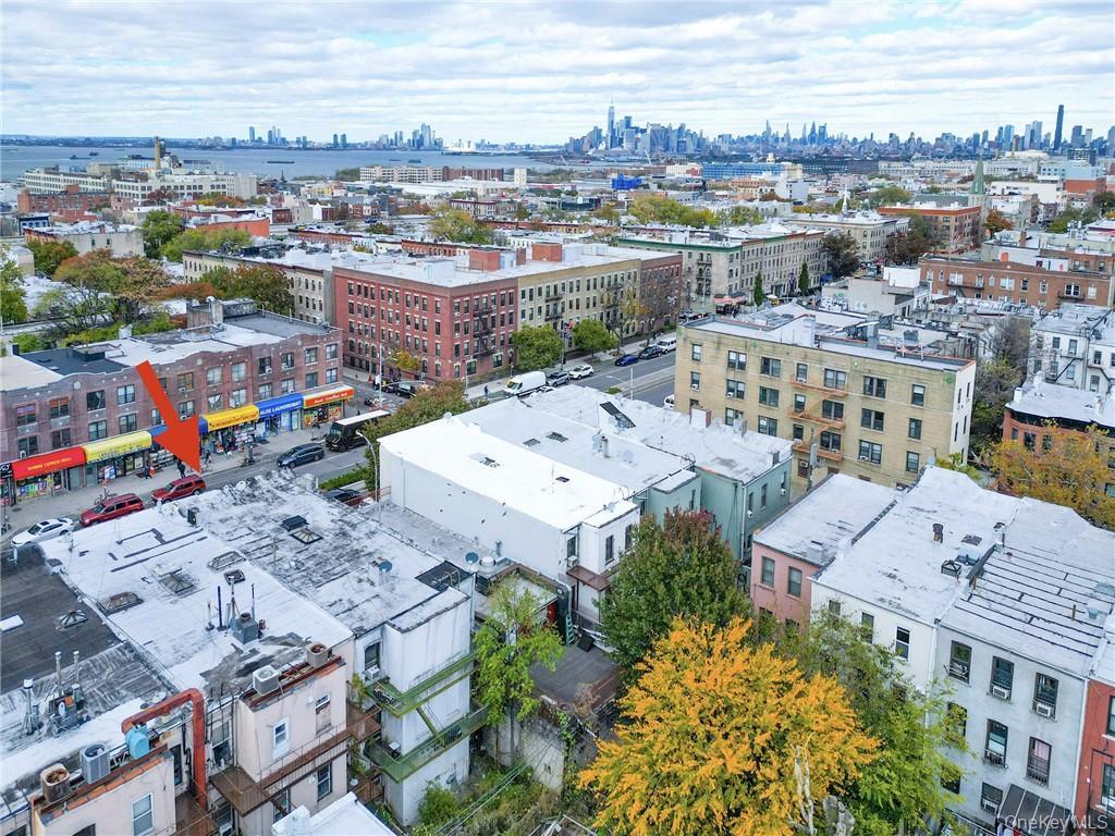 5813 4th Avenue, Brooklyn, NY 11220