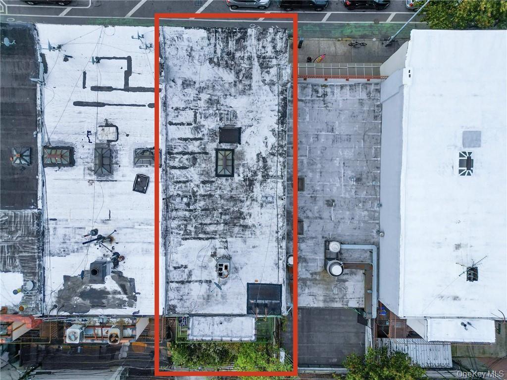 5813 4th Avenue, Brooklyn, NY 11220