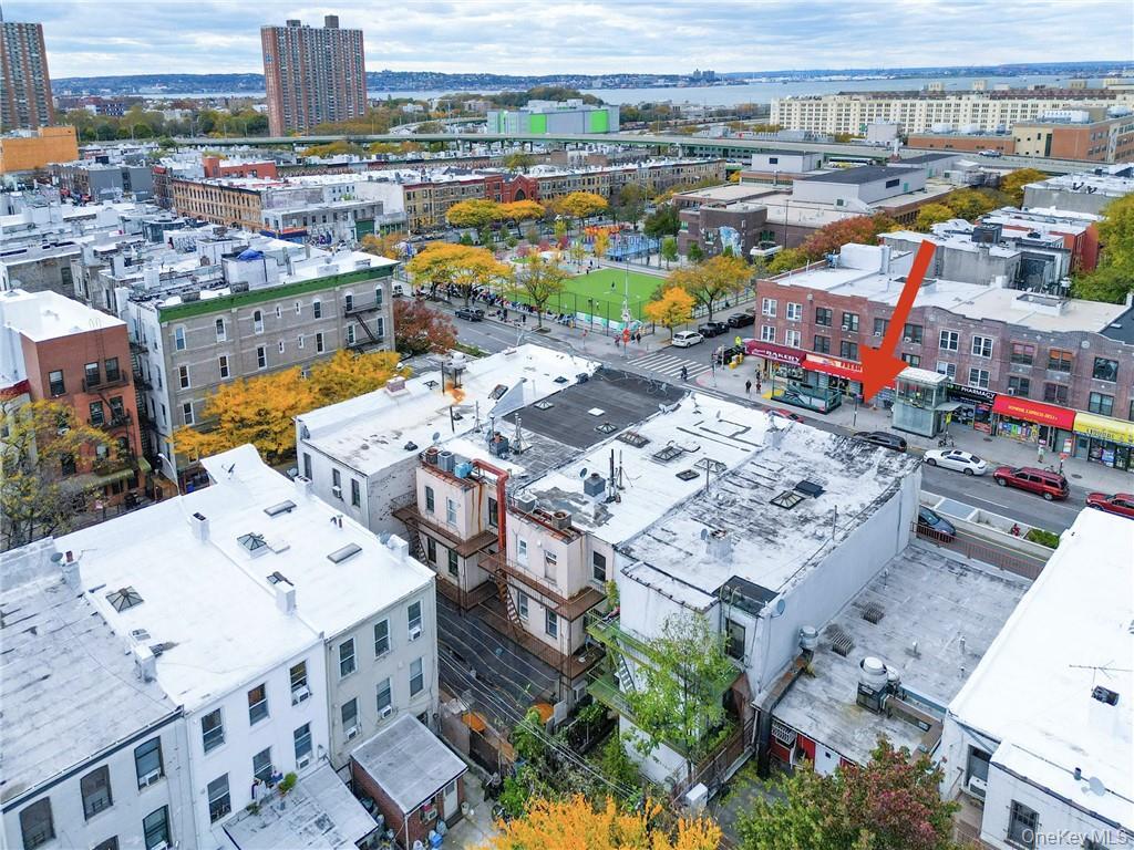 5813 4th Avenue, Brooklyn, NY 11220