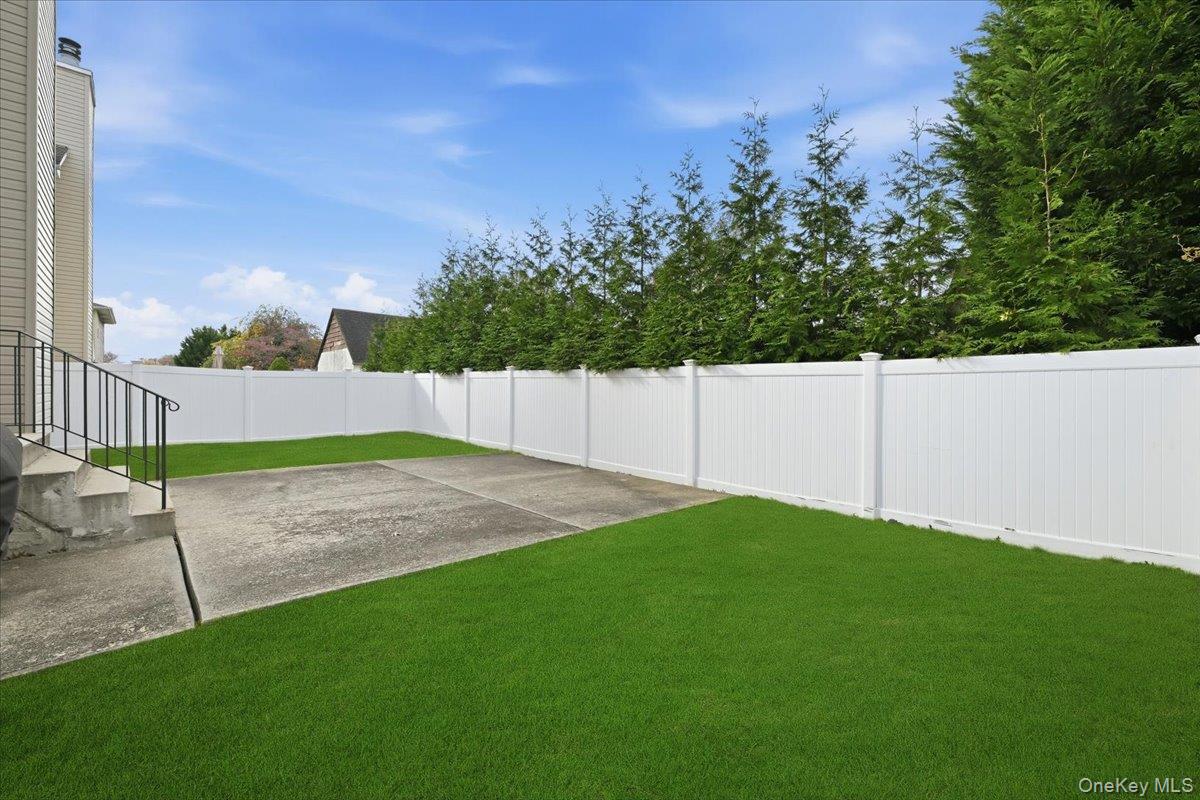 2202 Beech Street, Wantagh, NY 11793