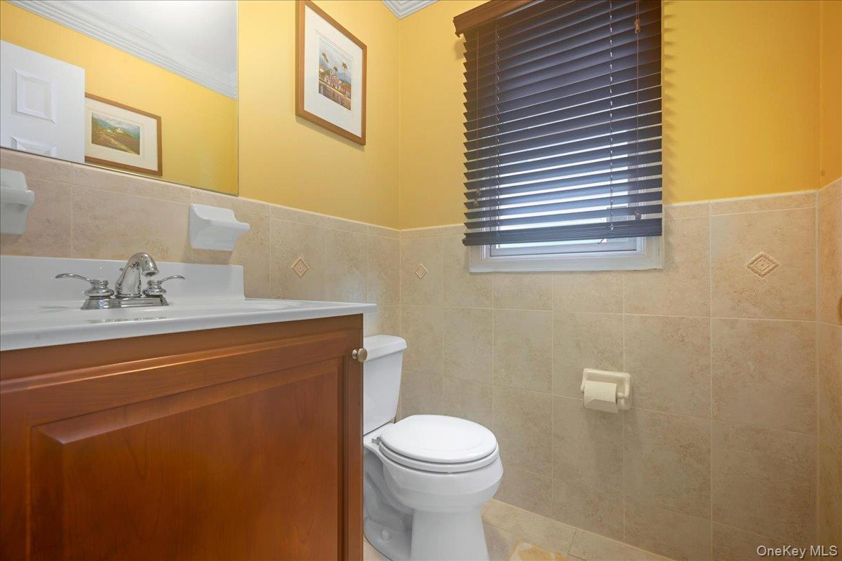 2202 Beech Street, Wantagh, NY 11793