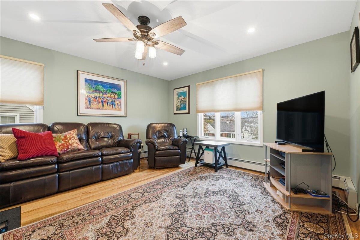 2202 Beech Street, Wantagh, NY 11793