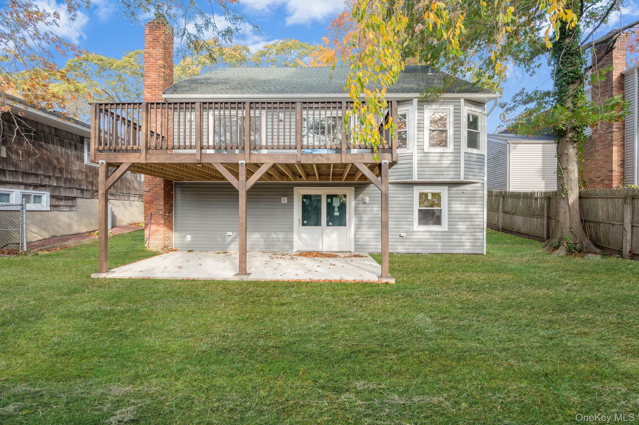 28 Sanford Street, South Huntington, NY 11746