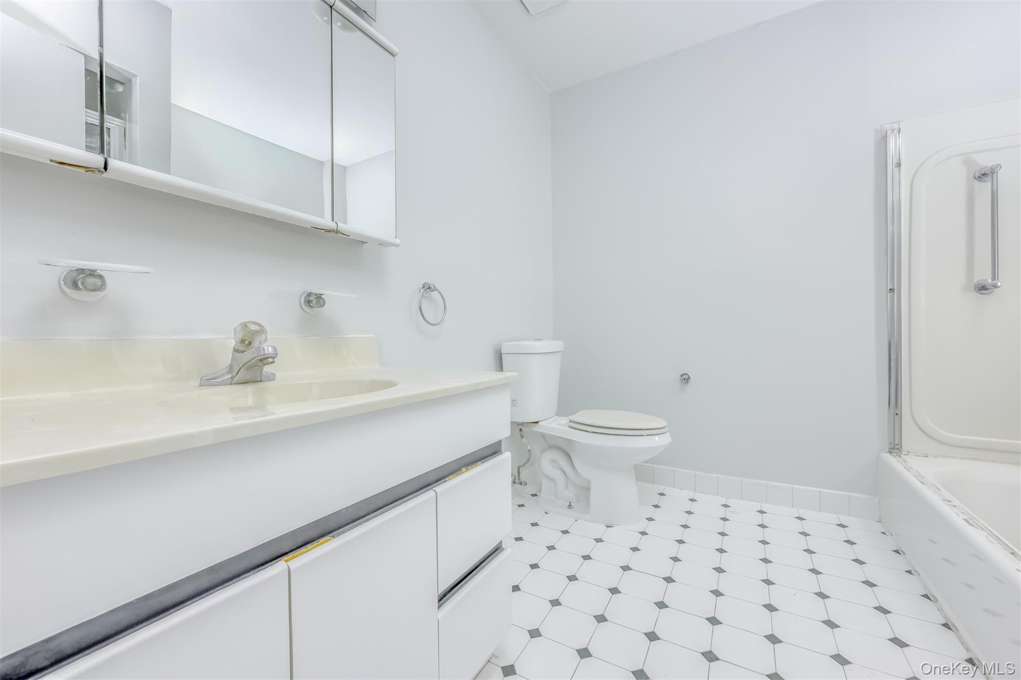 23 Gladys Drive, Spring Valley, NY 10977