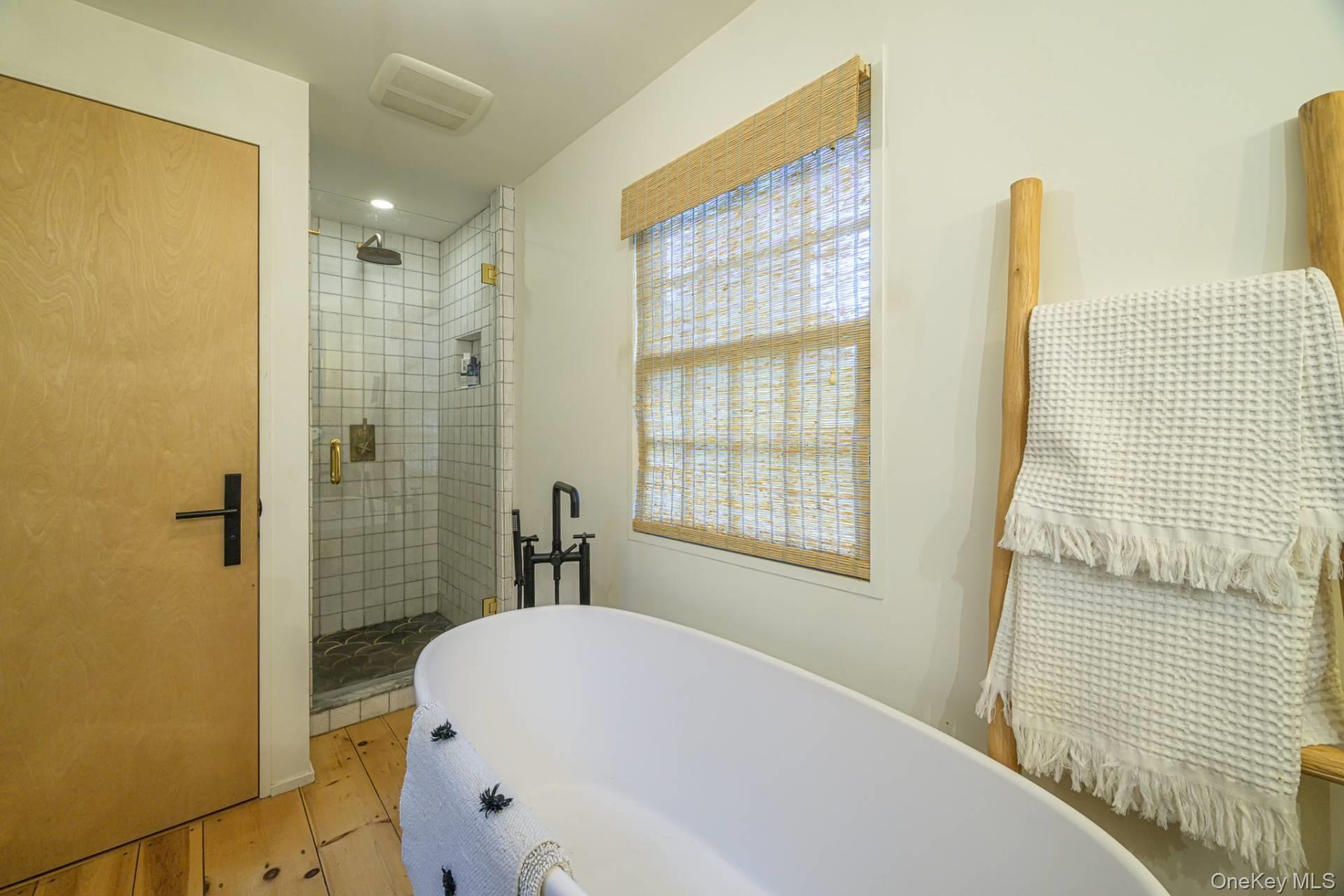 65 Sandra Road, East Hampton, NY 11937