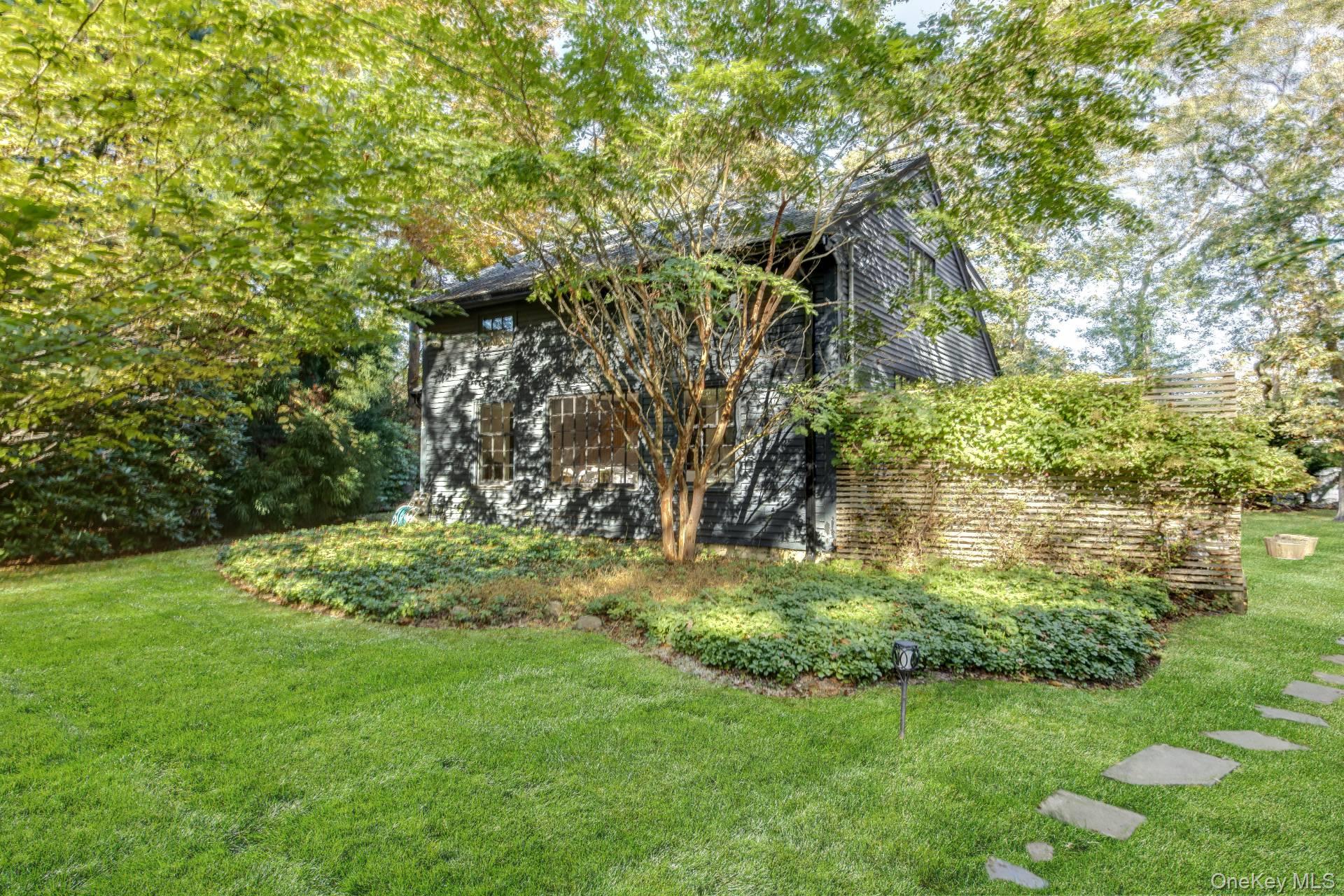 65 Sandra Road, East Hampton, NY 11937