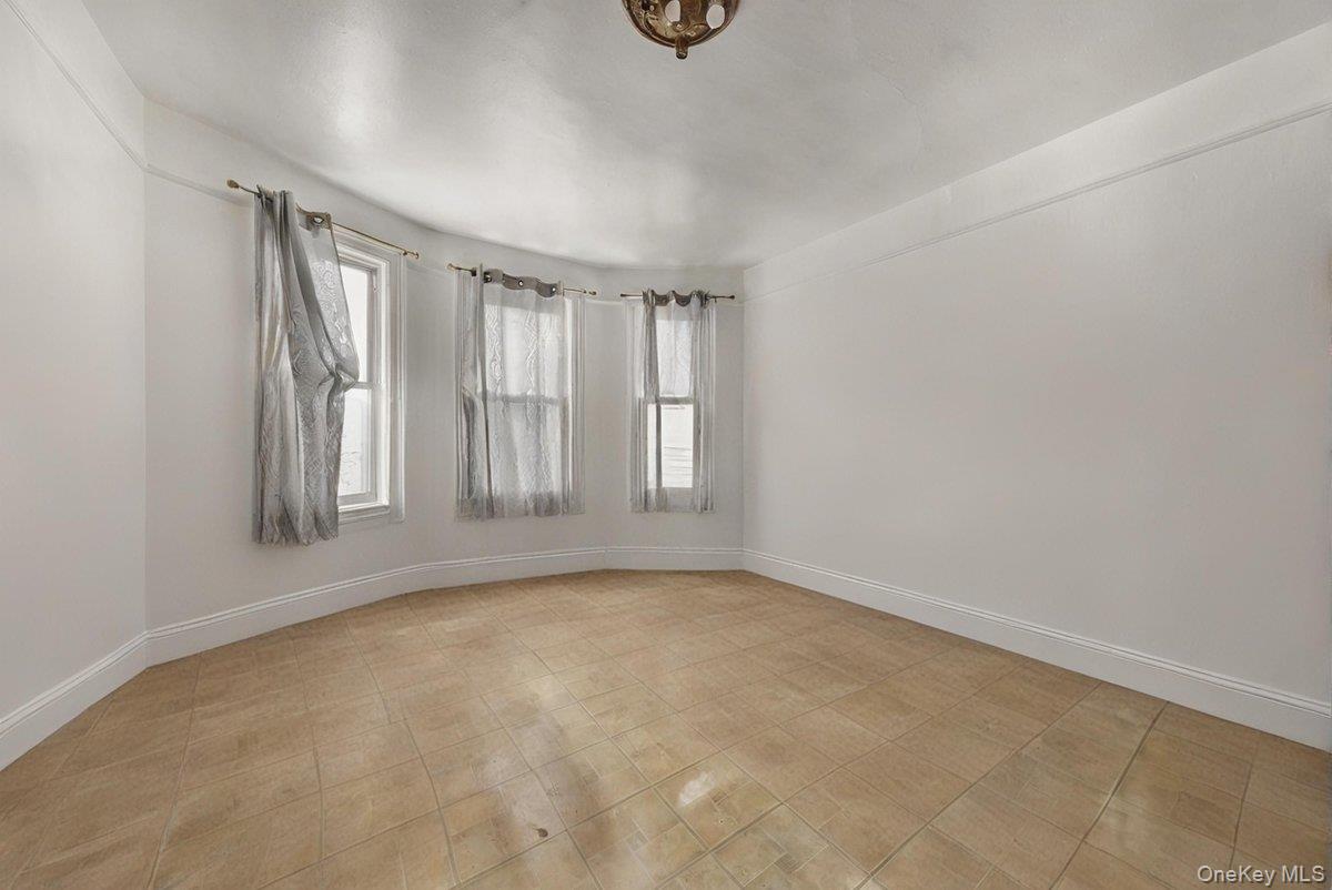 12 Mulberry Street, Yonkers, NY 10701