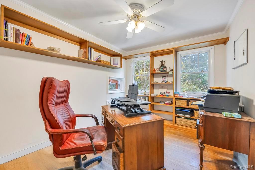 89 Van Brunt Manor Road, Setauket, NY 11733