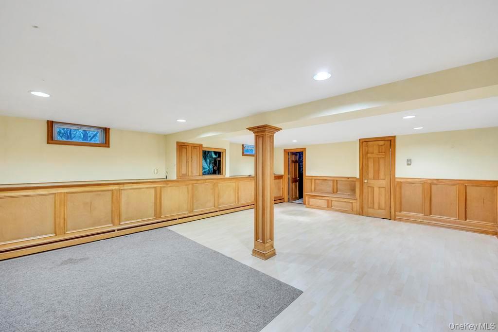 89 Van Brunt Manor Road, Setauket, NY 11733