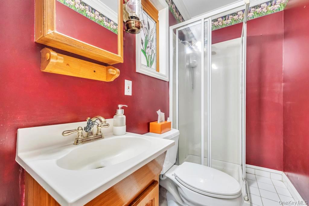 89 Van Brunt Manor Road, Setauket, NY 11733