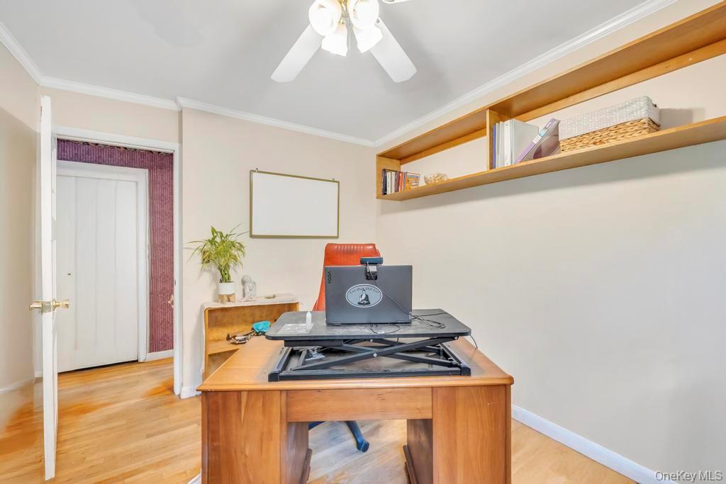 89 Van Brunt Manor Road, Setauket, NY 11733