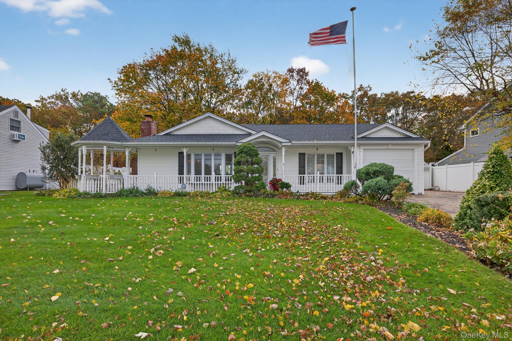 356 8th Street, Bohemia, NY 11716