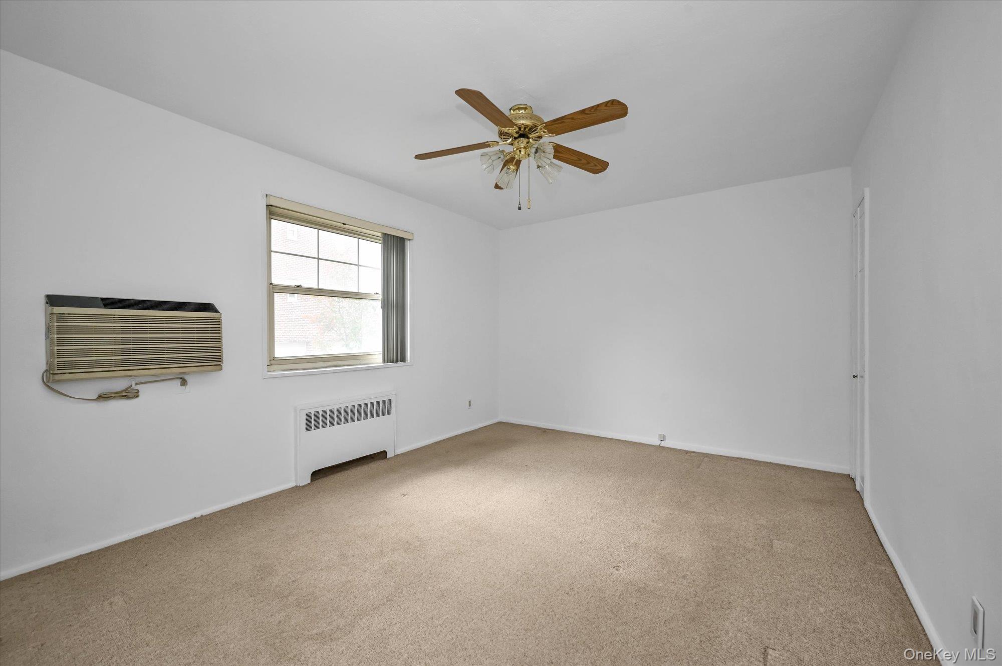 251-16 60th Avenue # 5A, Little Neck, NY 11362