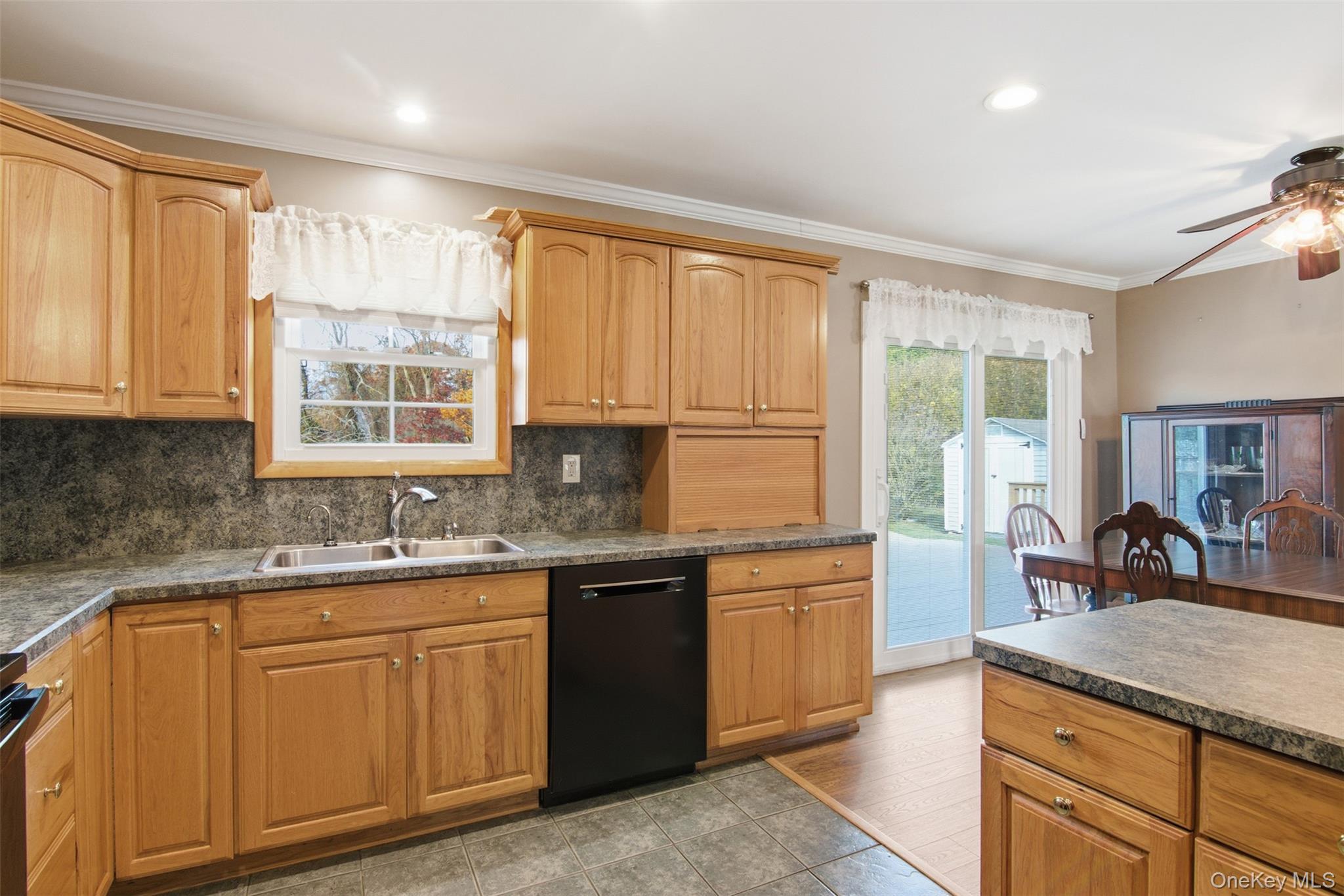 143 Jamaica Avenue, Medford, NY 11763