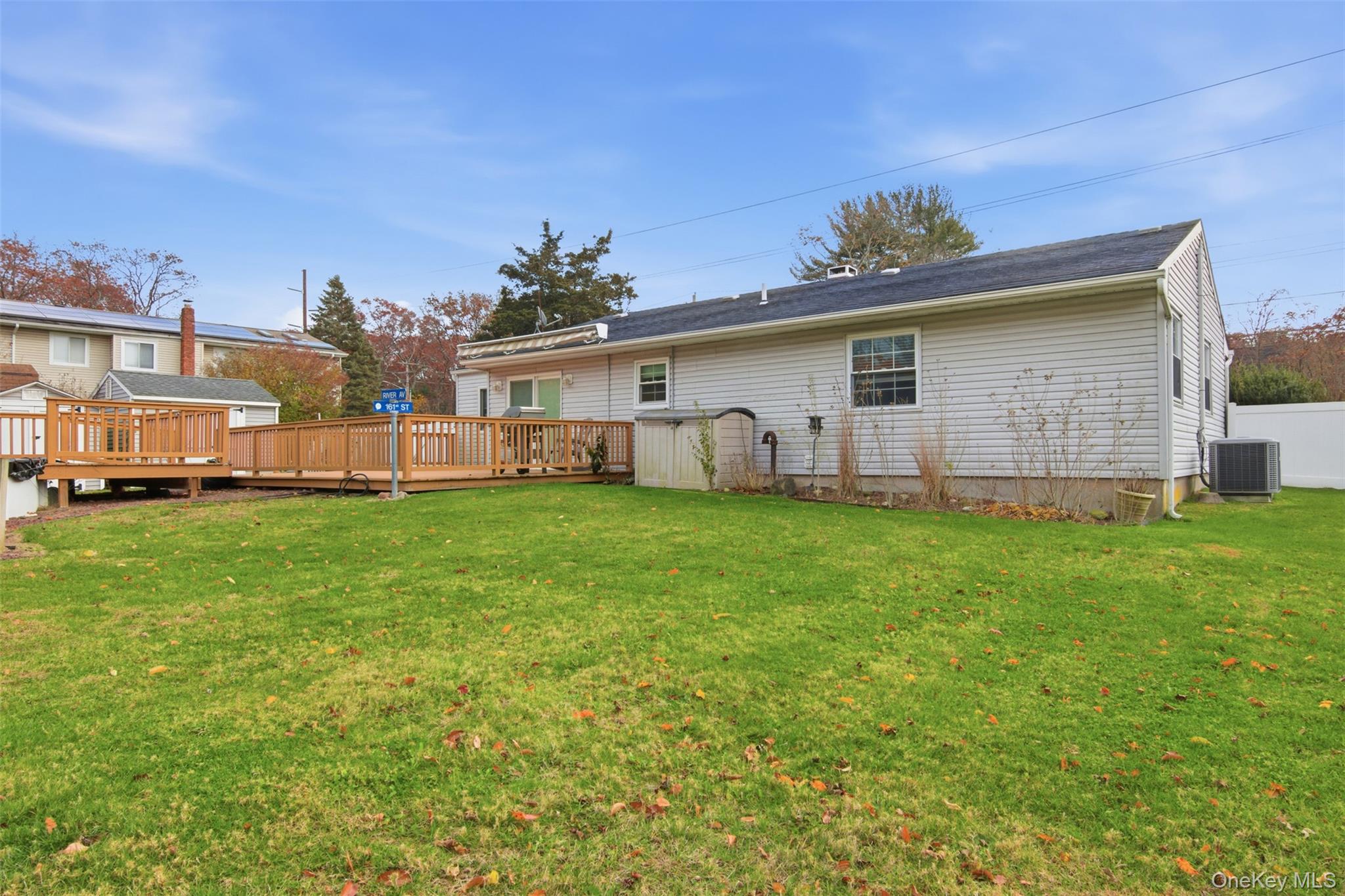 143 Jamaica Avenue, Medford, NY 11763