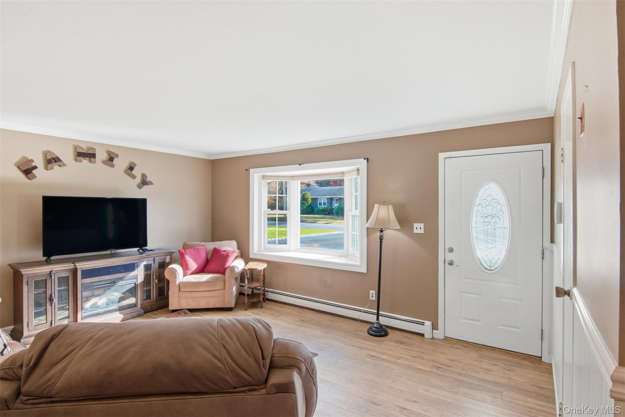 143 Jamaica Avenue, Medford, NY 11763