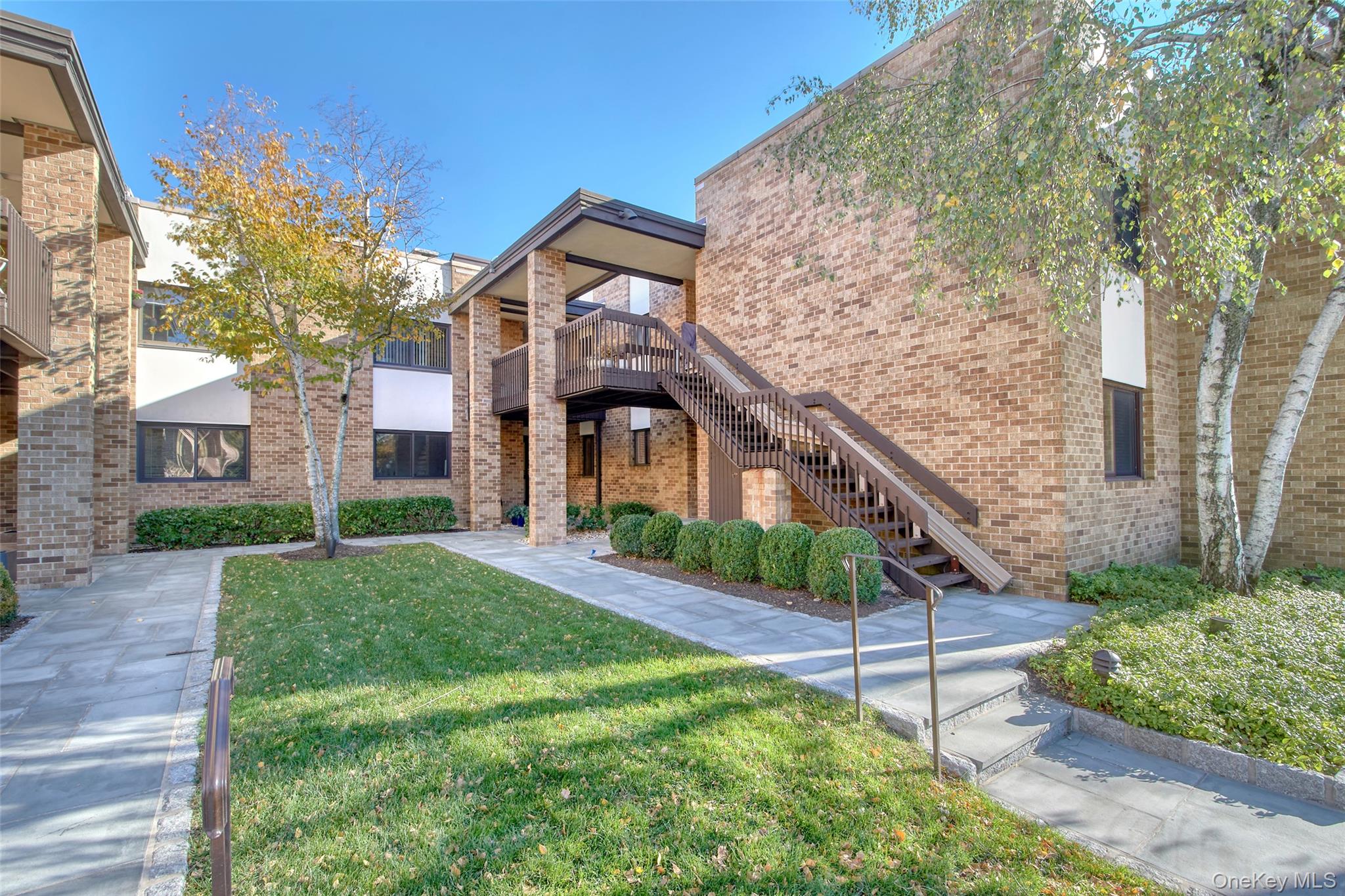 21 Waters Edge # 21, Rye, NY 10580