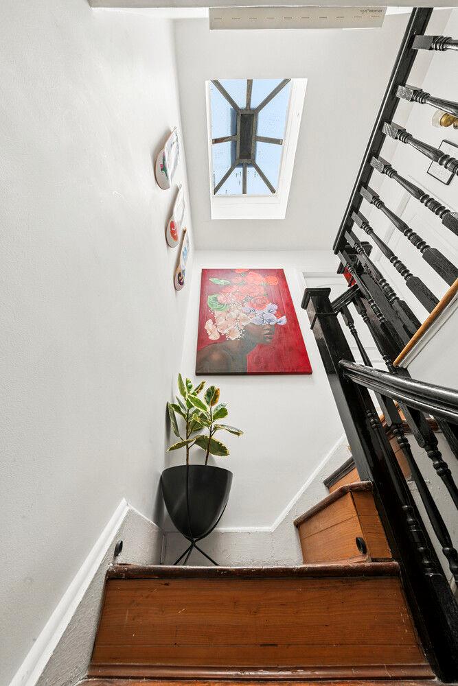 25 VERONICA Place, Brooklyn, NY 11226