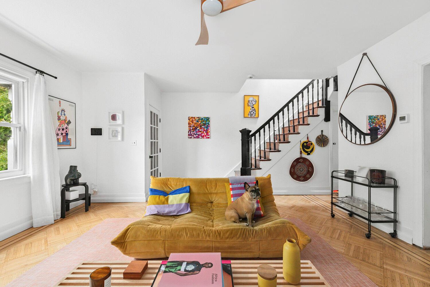 25 VERONICA Place, Brooklyn, NY 11226