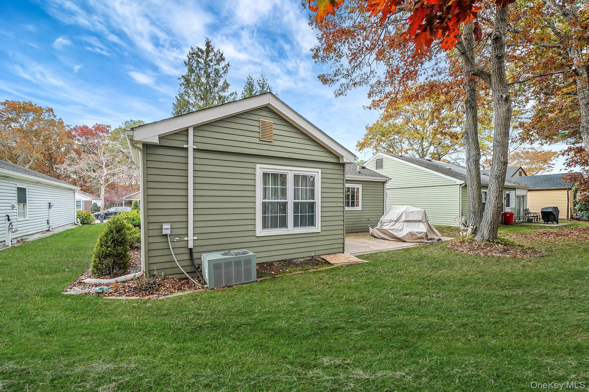 202 Belfast Lane, Ridge, NY 11961