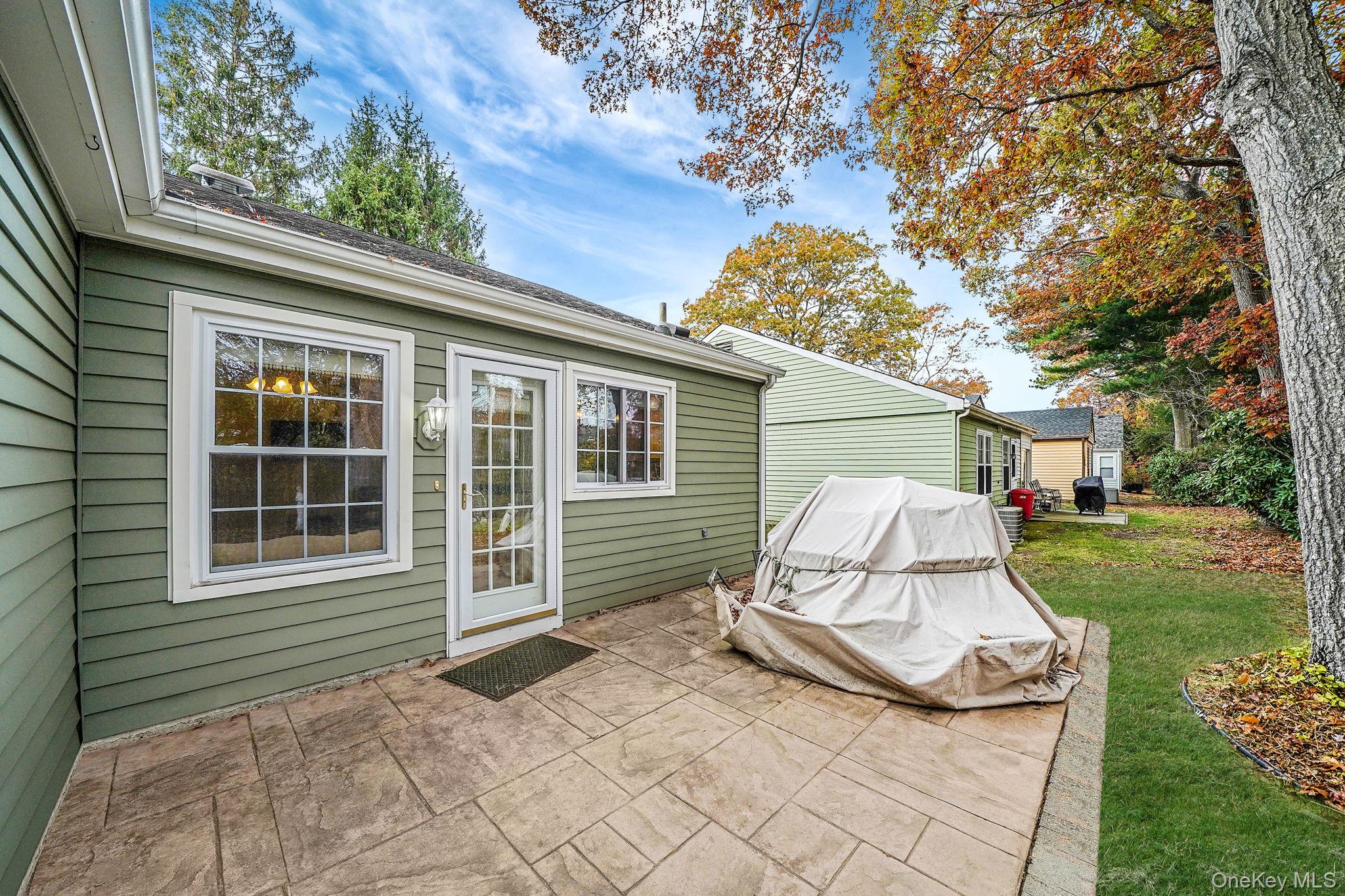 202 Belfast Lane, Ridge, NY 11961