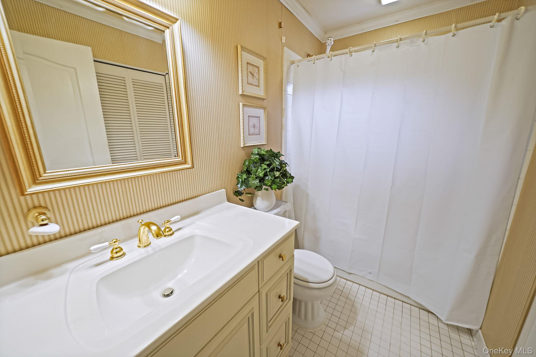 202 Belfast Lane, Ridge, NY 11961