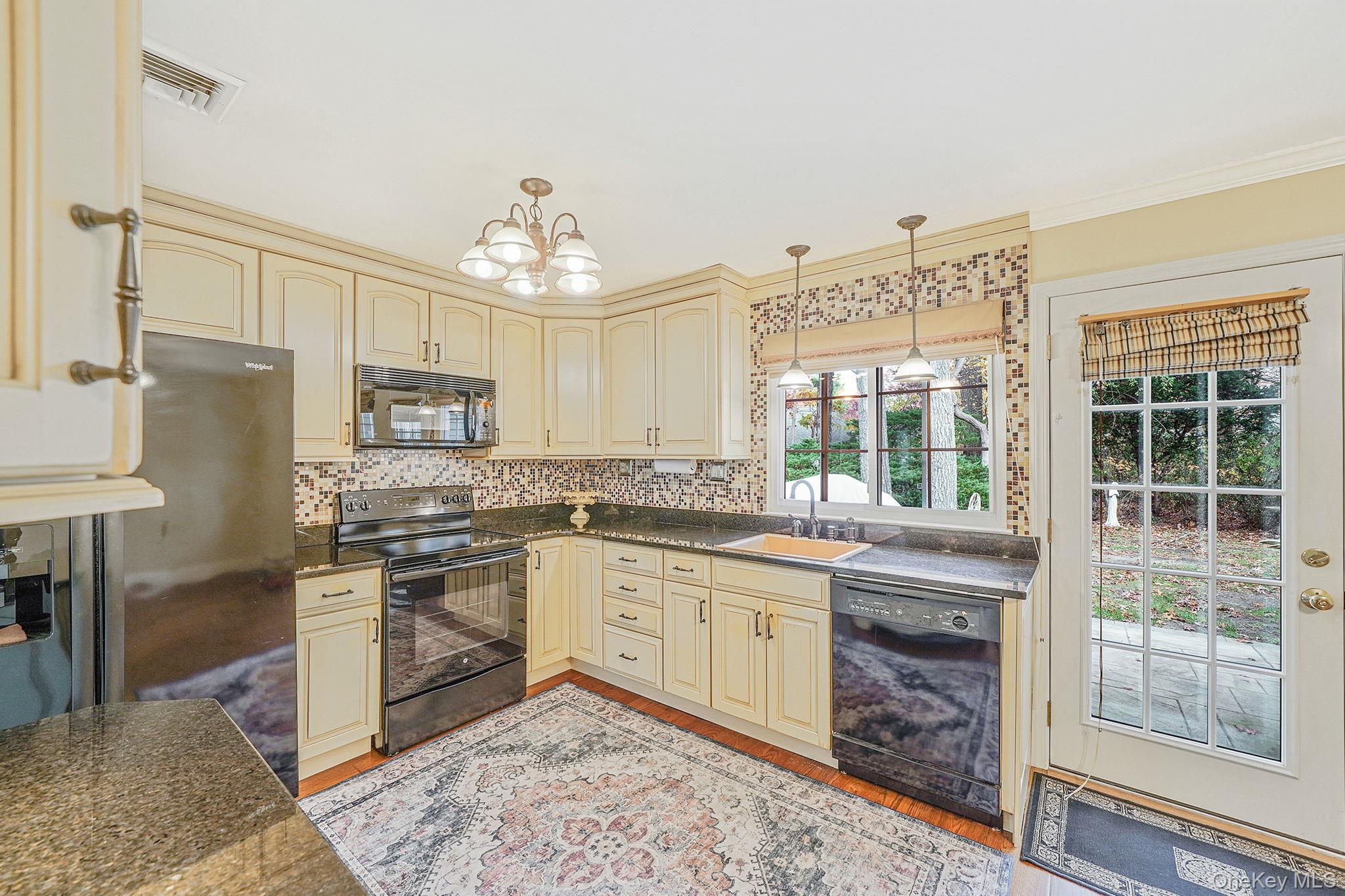 202 Belfast Lane, Ridge, NY 11961