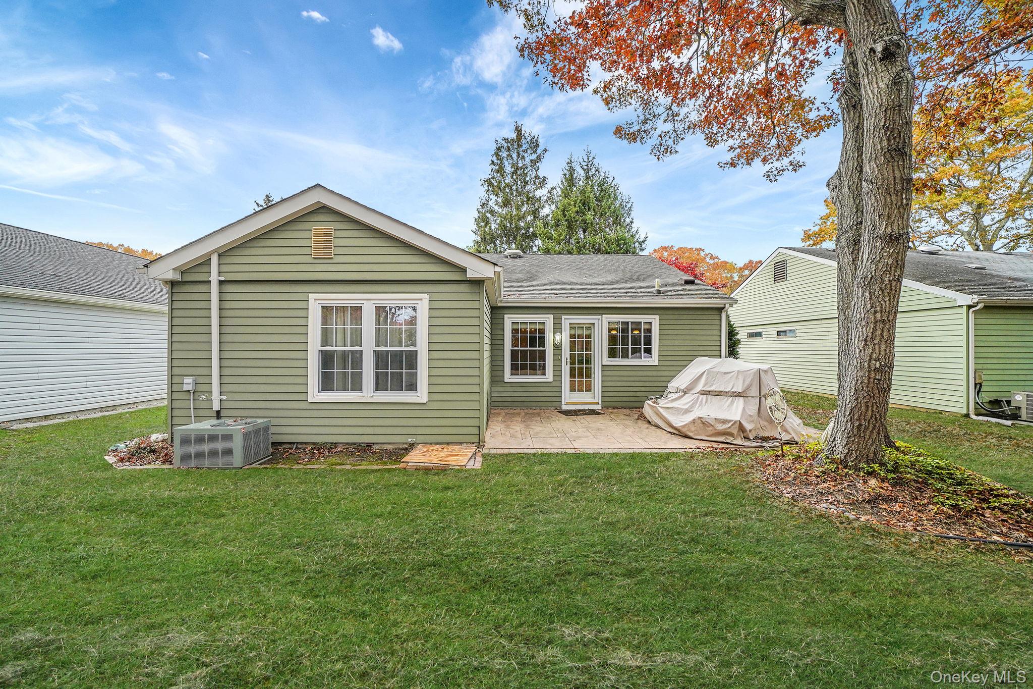 202 Belfast Lane, Ridge, NY 11961