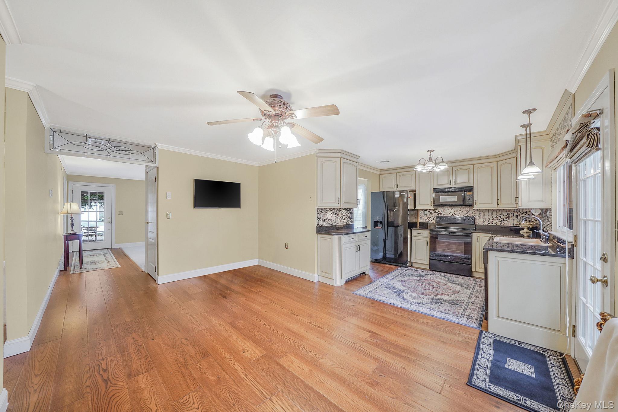 202 Belfast Lane, Ridge, NY 11961