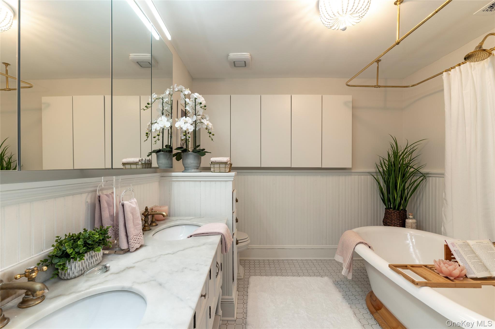 71 Old Mountain Road S, Nyack, NY 10960