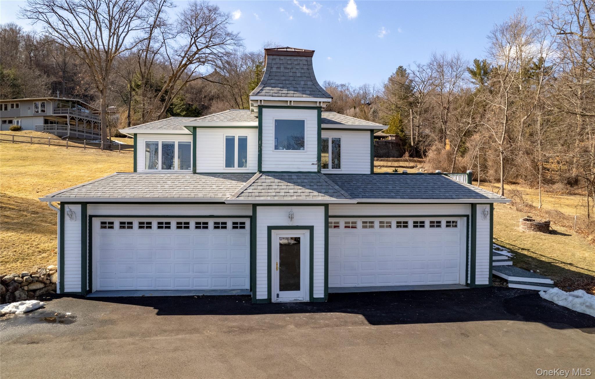 71 Old Mountain Road S, Nyack, NY 10960
