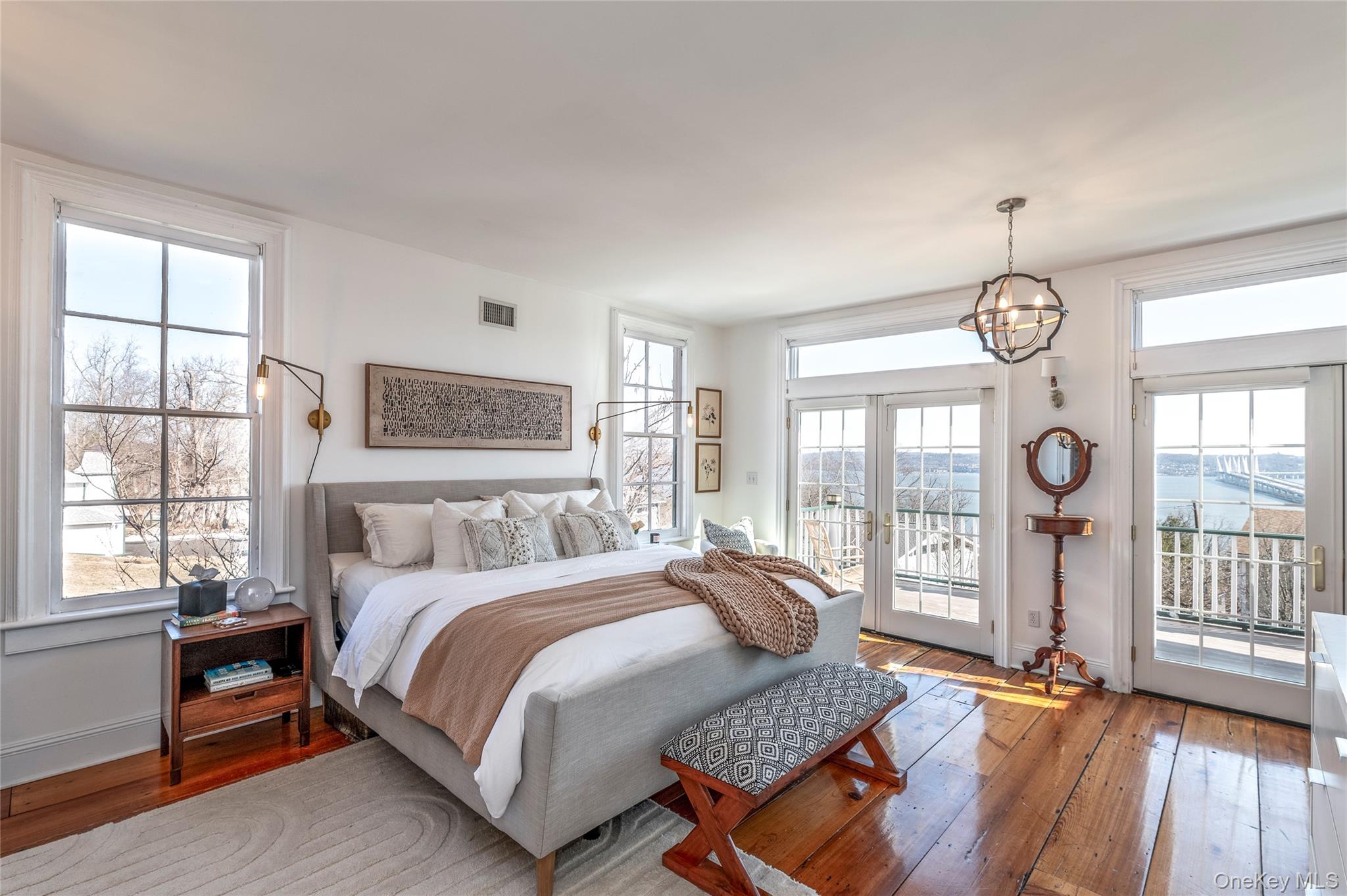 71 Old Mountain Road S, Nyack, NY 10960