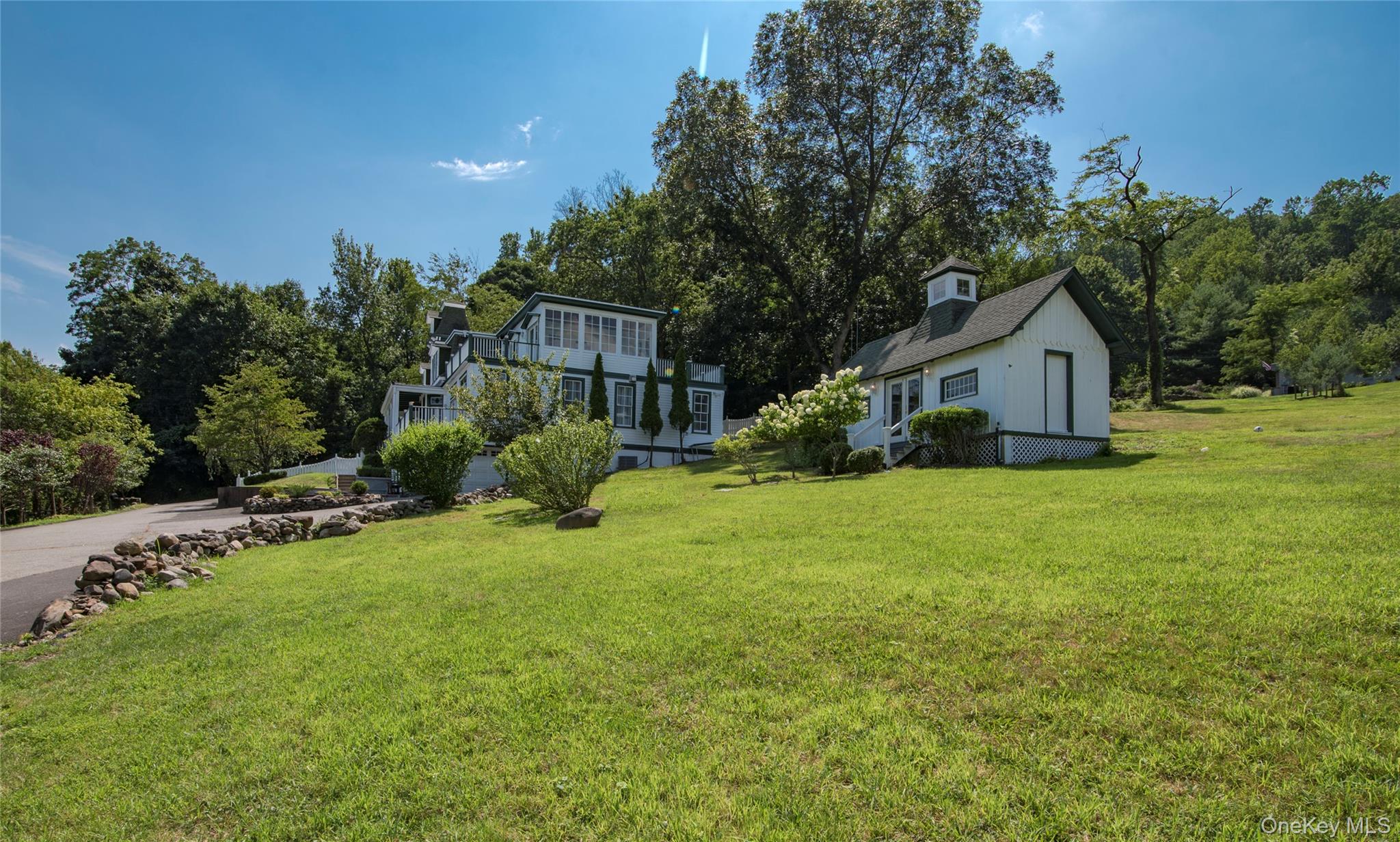 71 Old Mountain Road S, Nyack, NY 10960