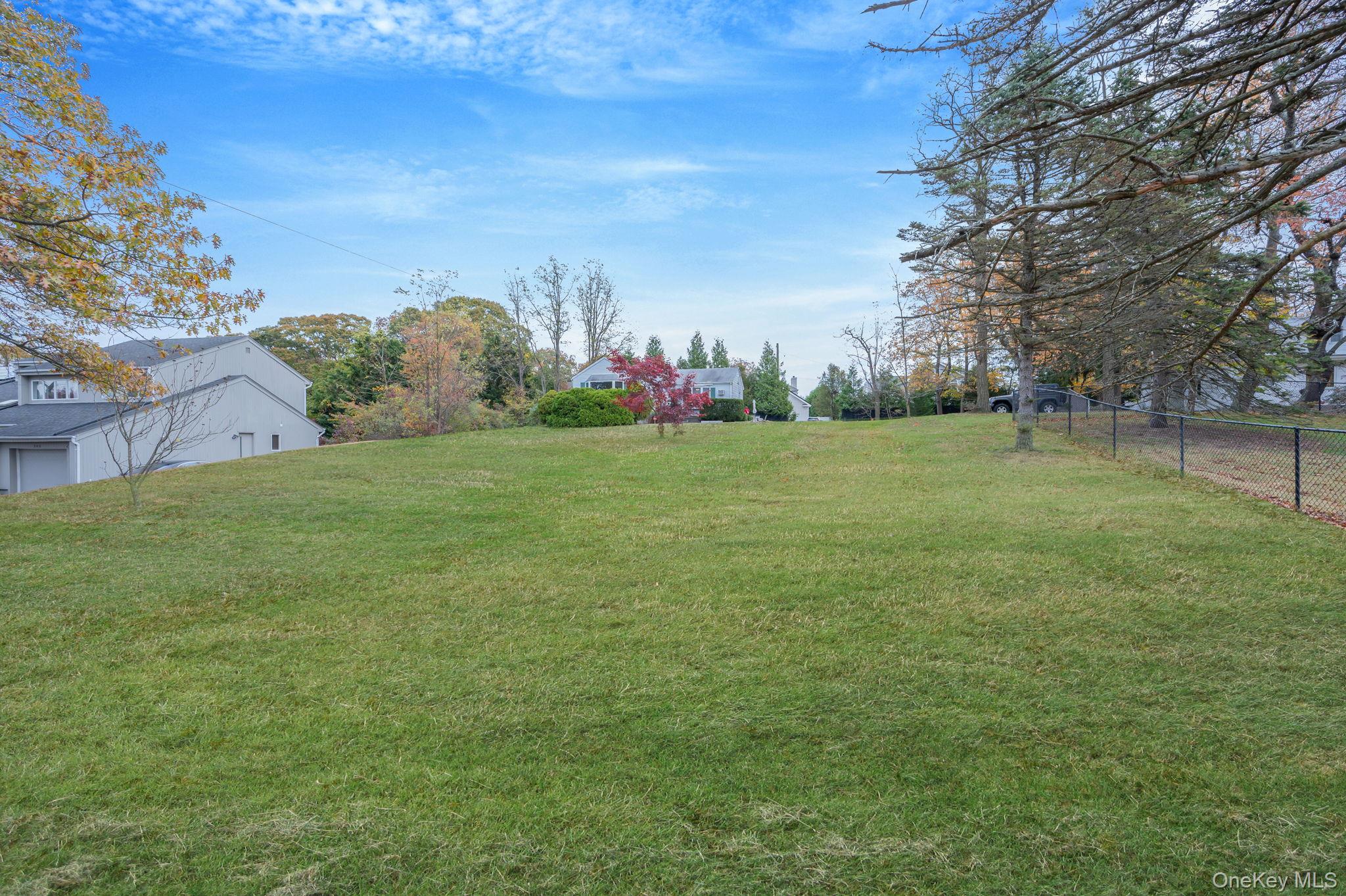 305 Terry Road, Smithtown, NY 11787