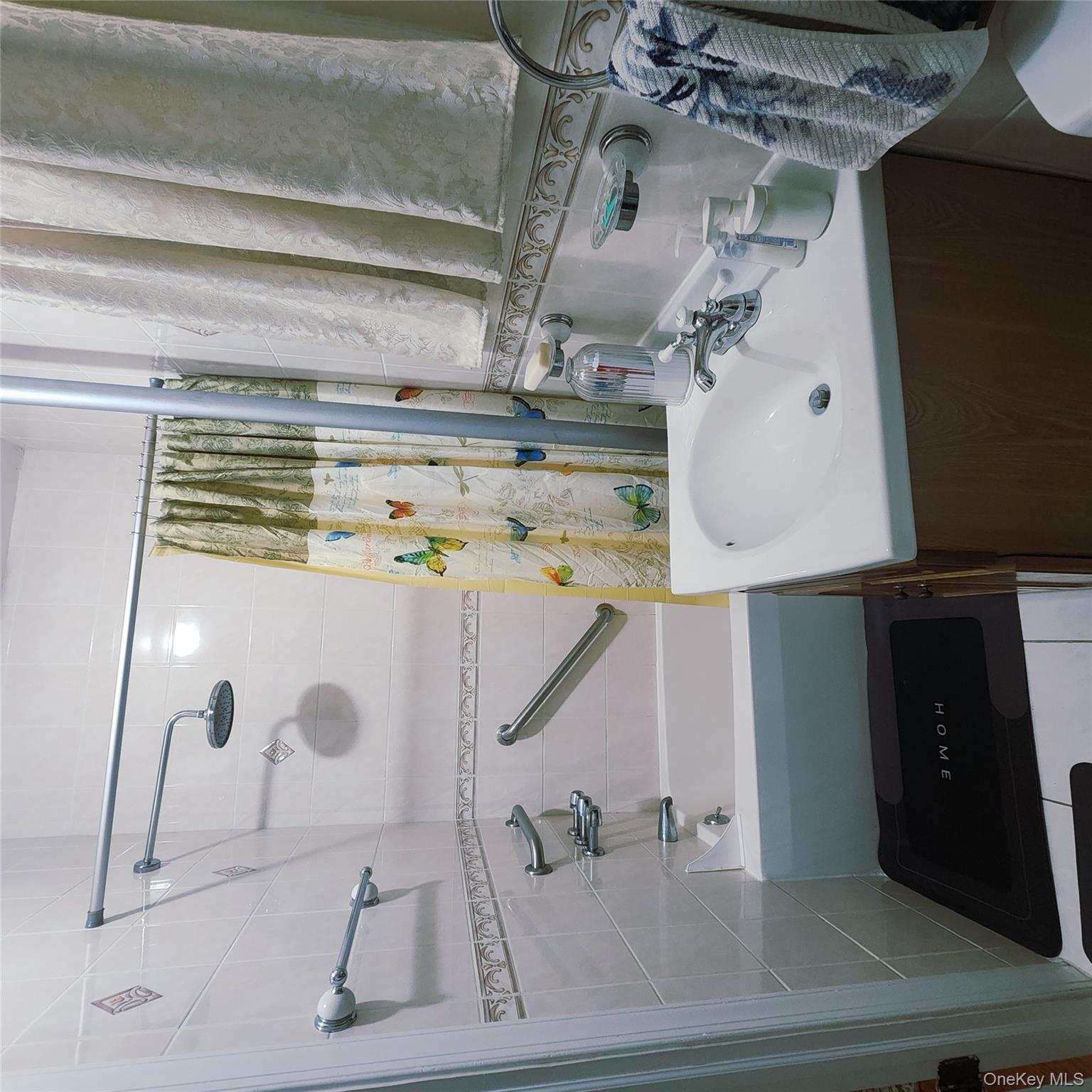 655 Woodward Avenue, Ridgewood, NY 11385