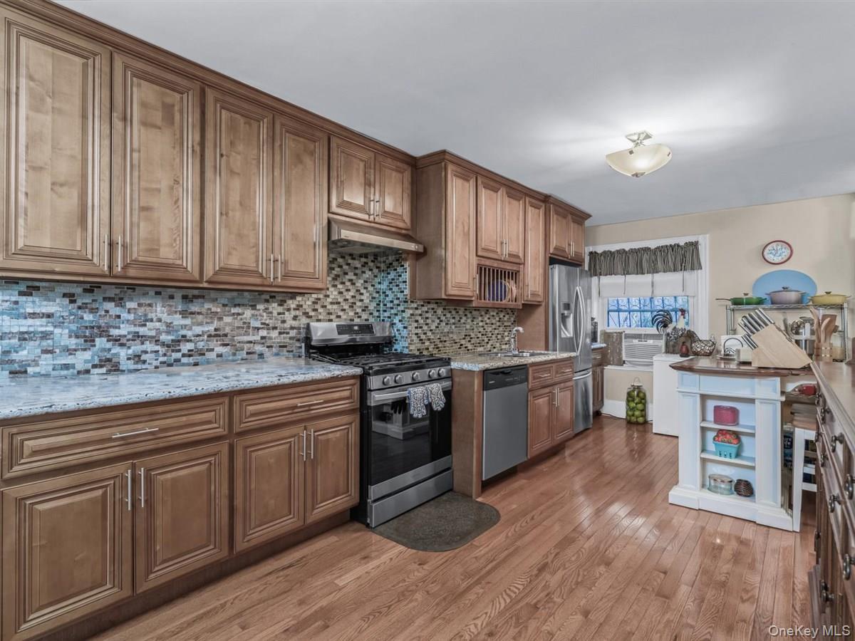 750 Halsey Street, Brooklyn, NY 11233