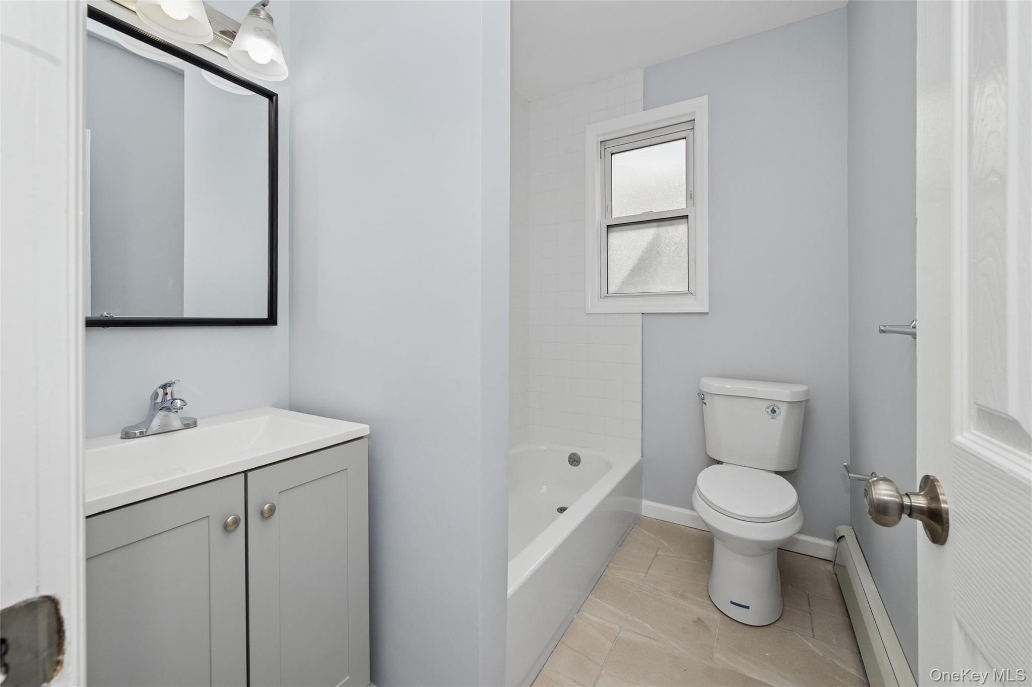 12 HewLett Point Avenue, East Rockaway, NY 11518