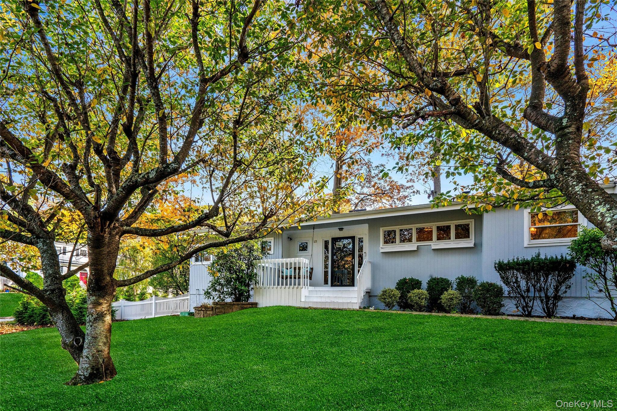 121 Grove Road, Kings Park, NY 11754