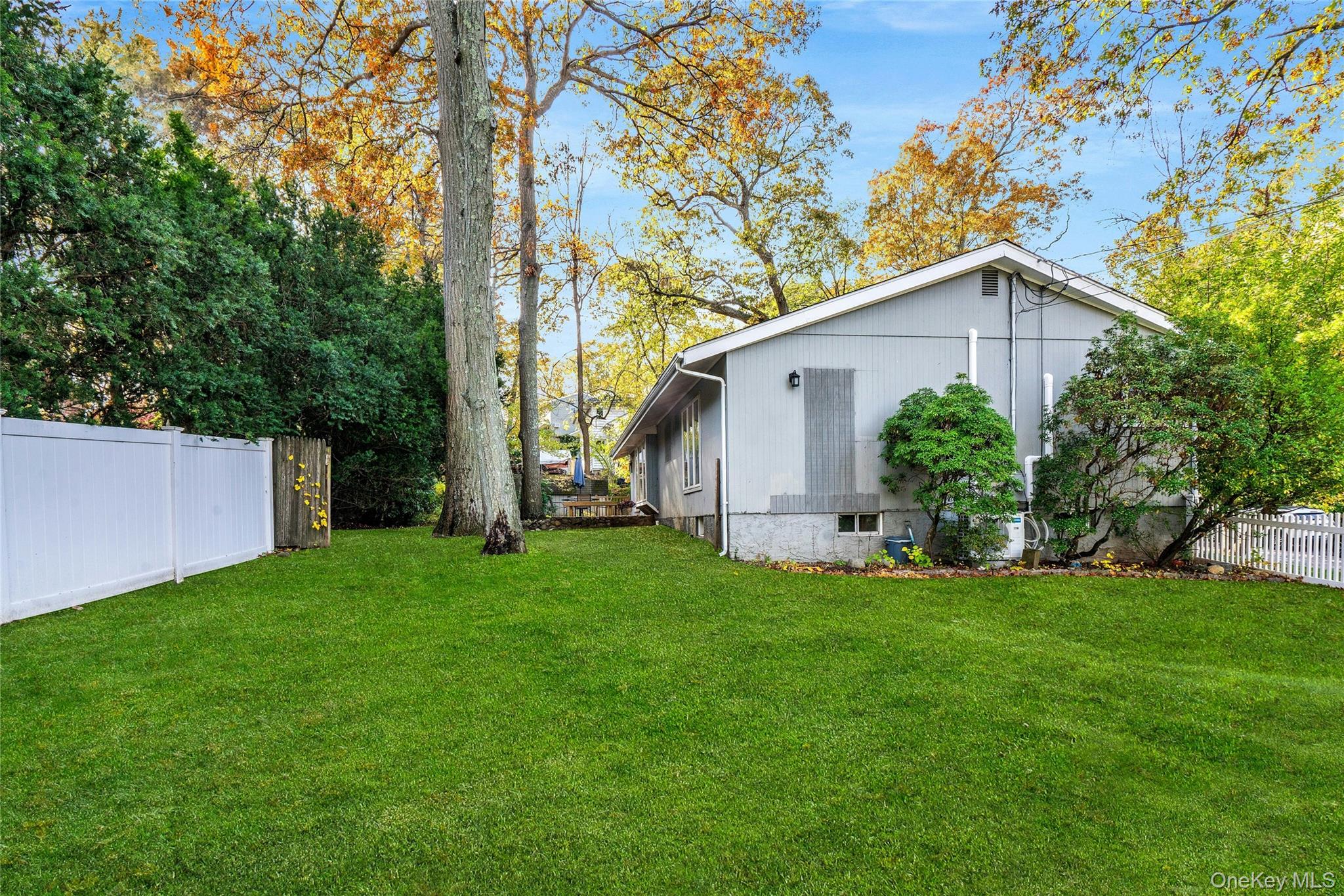 121 Grove Road, Kings Park, NY 11754