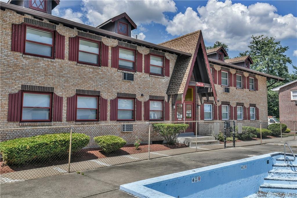 21 Normandy Village Village # 2, Nanuet, NY 10954