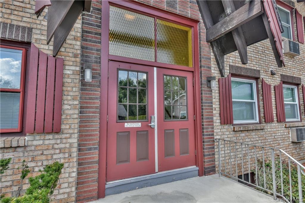 21 Normandy Village Village # 2, Nanuet, NY 10954