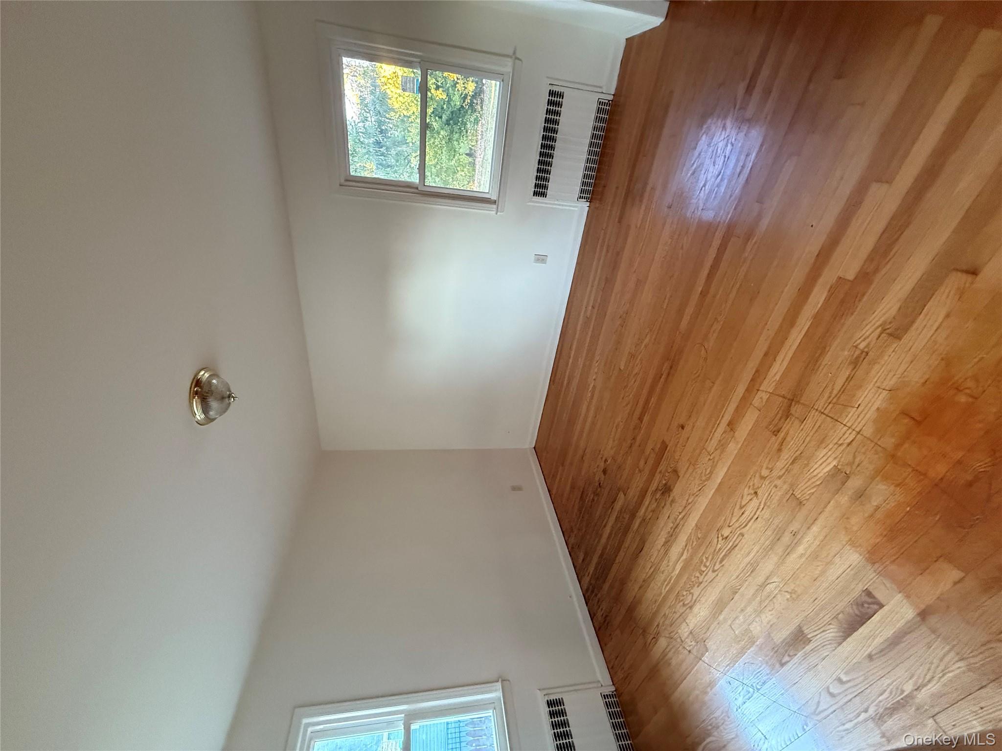 301 Copiague Place, Copiague, NY 11726