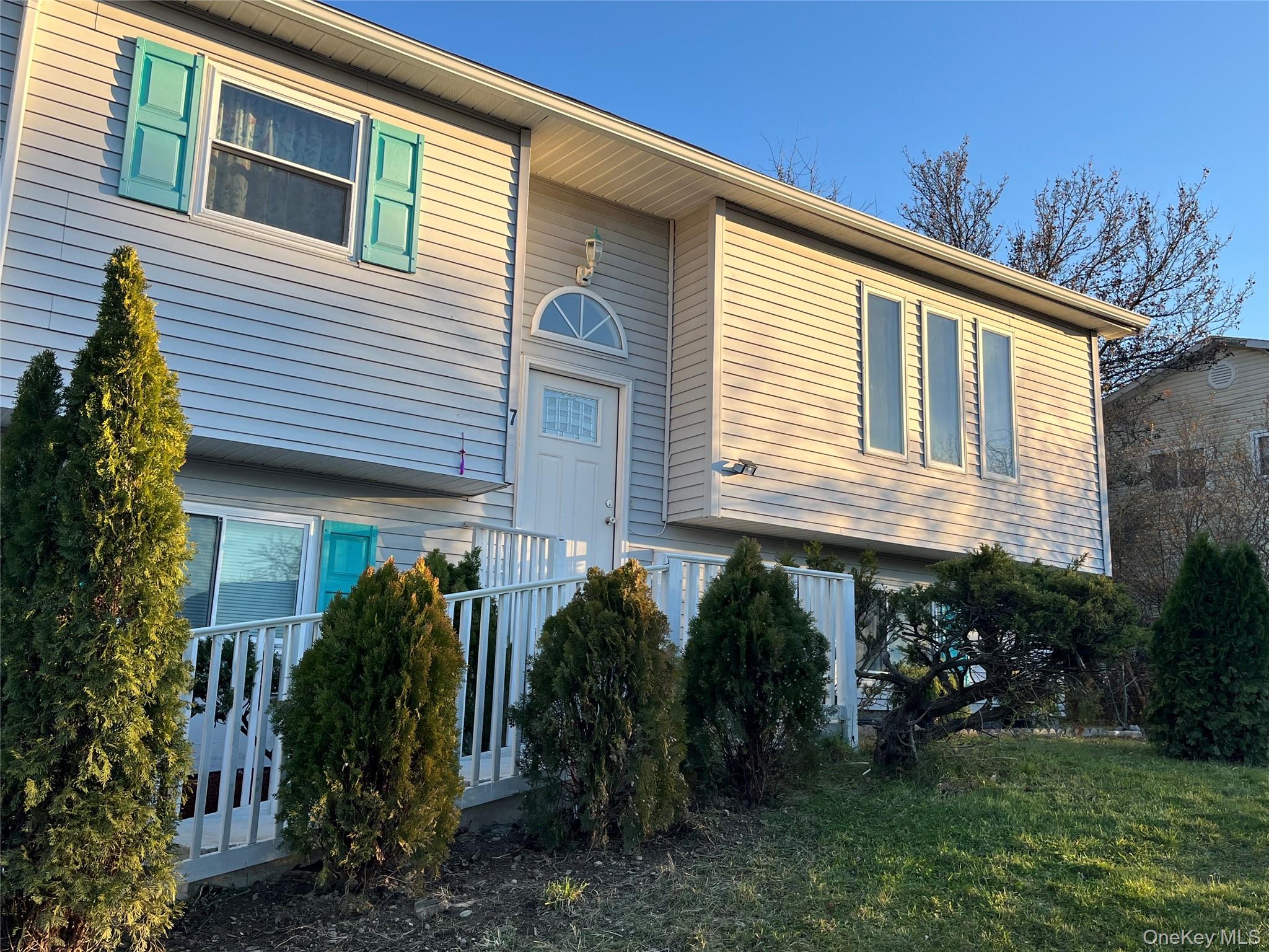 7 Weather Vane Way, Middletown, NY 10940